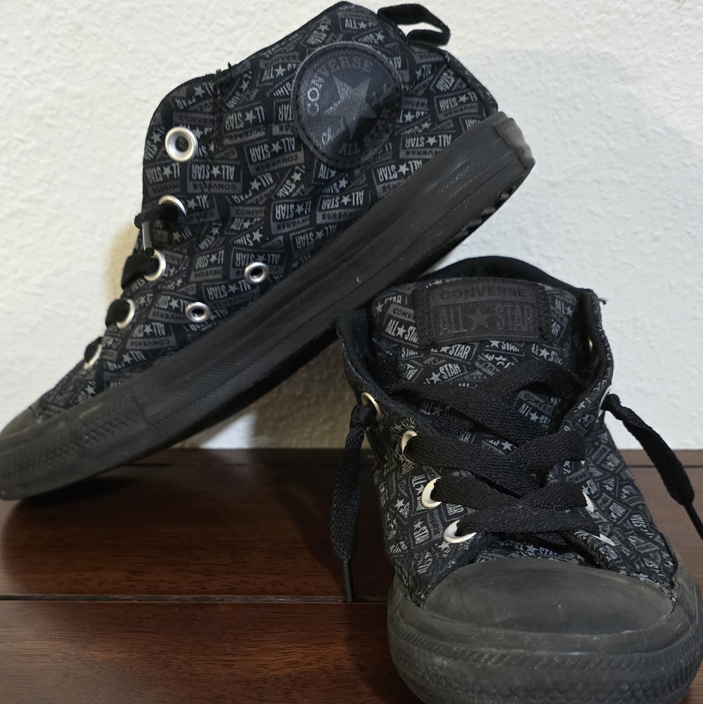 Converse Kids Size 3 Black High-Top Sneakers